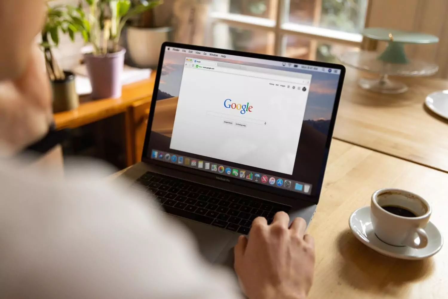 Publishing Optimised Content Boosts Your Google Rankings and Brings More People to Your Site