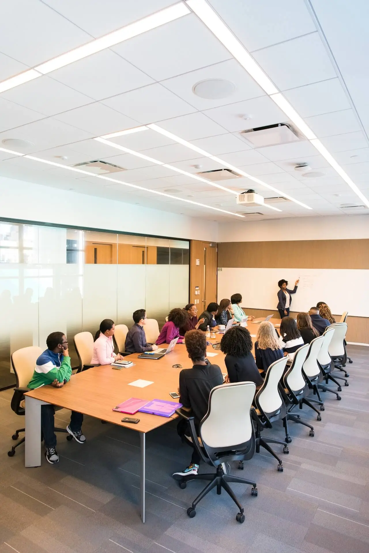 Benefits of Outsourcing HR Writers