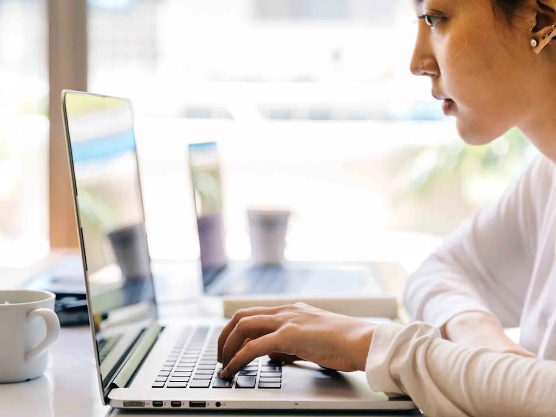 Guide to AI Search Optimization vs Traditional SEO and Why Both SEO Strategies Matter