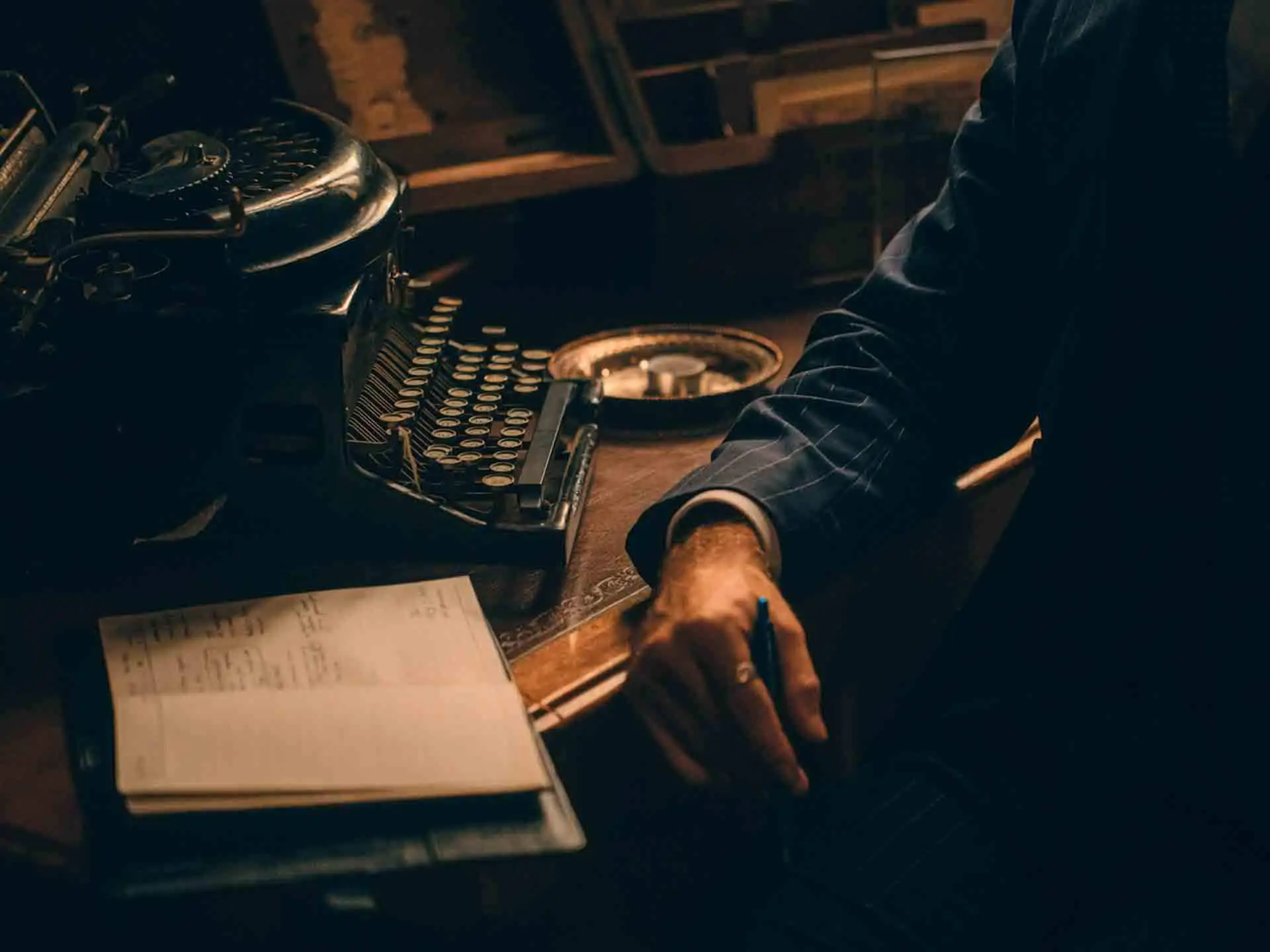 Why Human Copywriters Win: Real Stories, Real Brand Loyalty