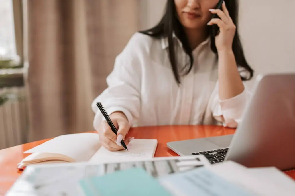 Guide on choosing the right content partner for business growth