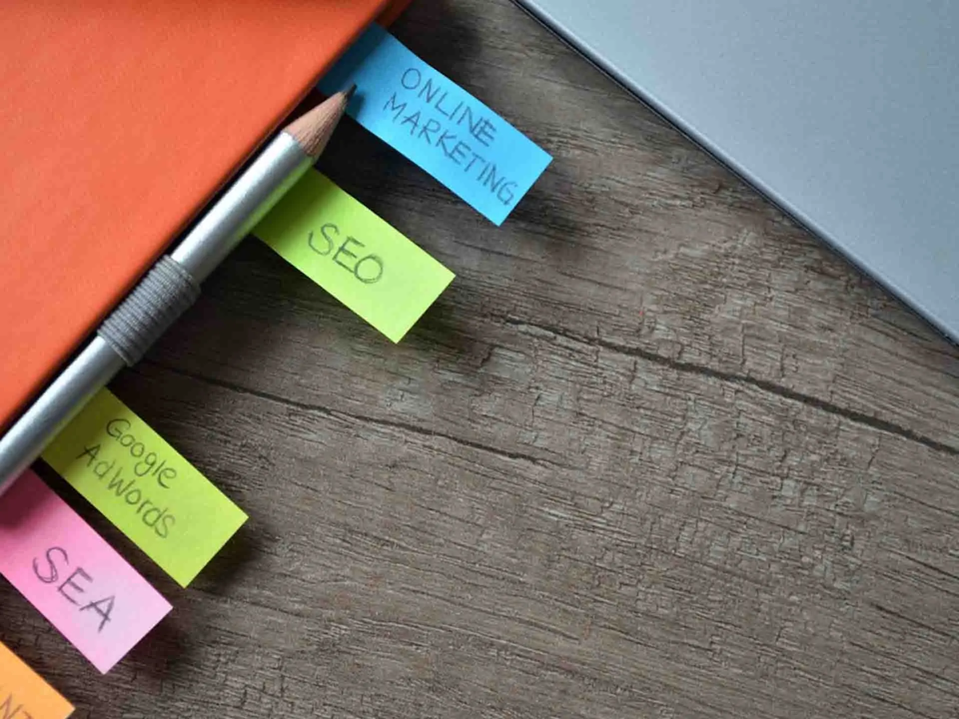 Guide to Building an "Answer-First" Content Strategy That Performs in Google and AI Overviews